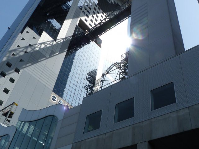 11_05_osaka_umeda_sky_building
